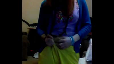 Kızıl saçlı Light Fairy tarafından yapılan yakın çekim mastürbasyon videosu