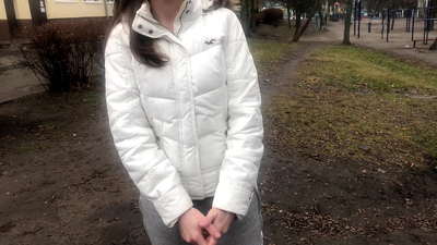 Emilen ve Becerilen Para İçin Yabancı. Rus Amatör. Konuşma ile.